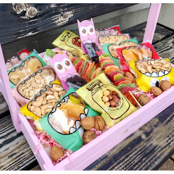 Пирамида из сухофруктов