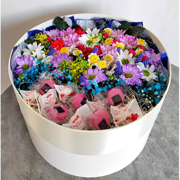 Подарочный набор Цветы и сладости